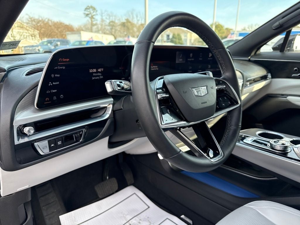 2024 Cadillac LYRIQ Sport