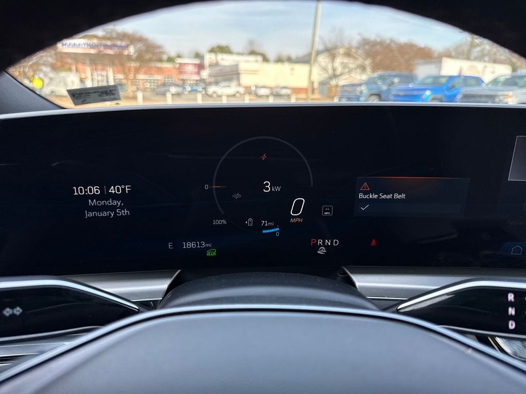 2024 Cadillac LYRIQ Sport