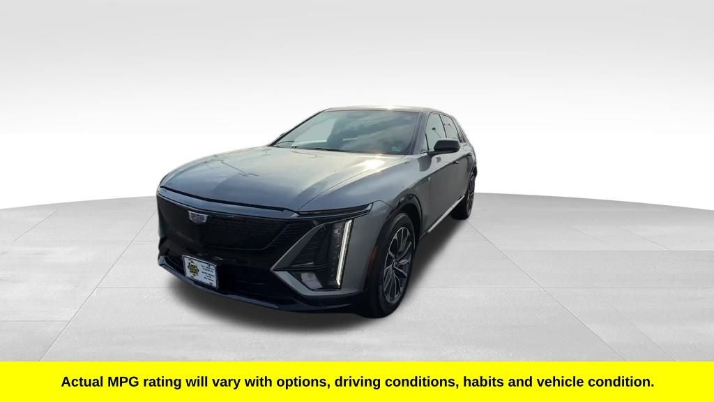 2024 Cadillac LYRIQ Sport