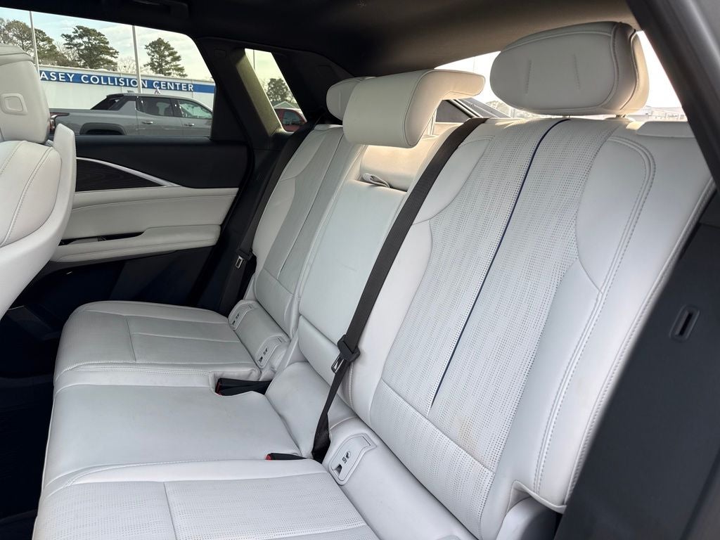 2024 Cadillac LYRIQ Sport