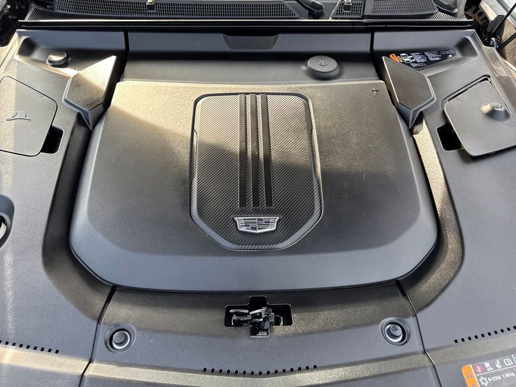 2024 Cadillac LYRIQ Sport