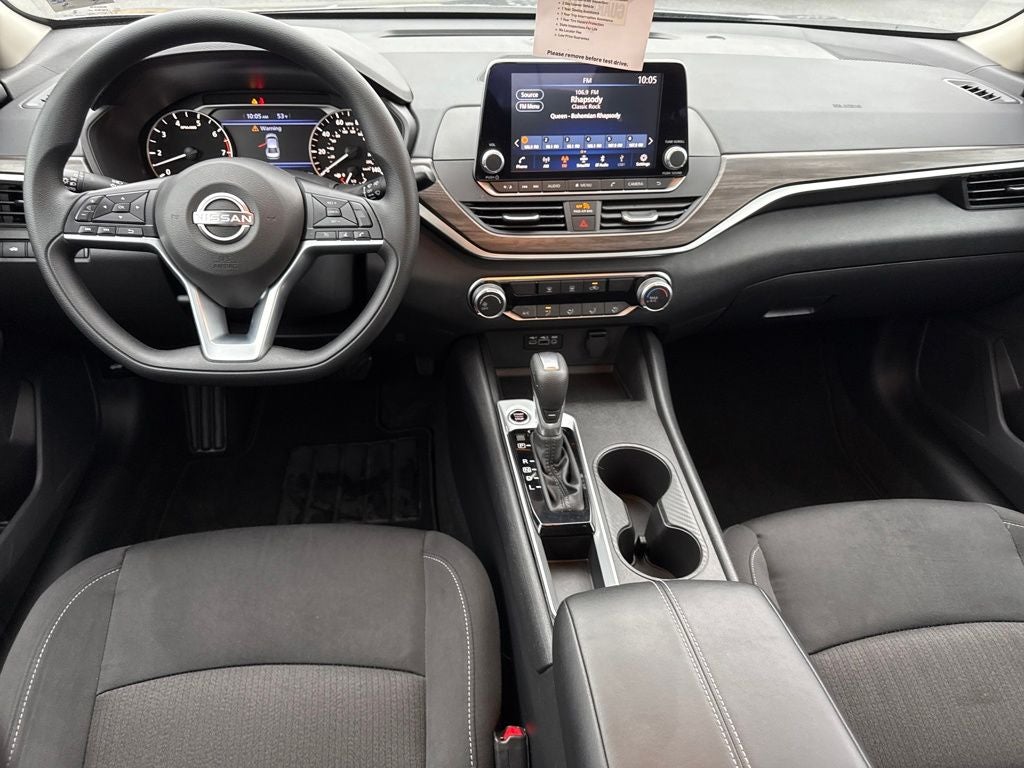 2025 Nissan Altima 2.5 SV