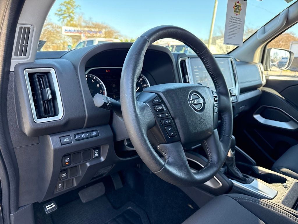 2025 Nissan Frontier SV