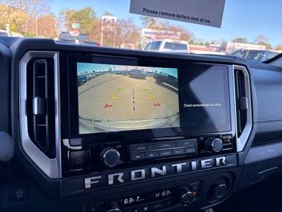 2025 Nissan Frontier SV