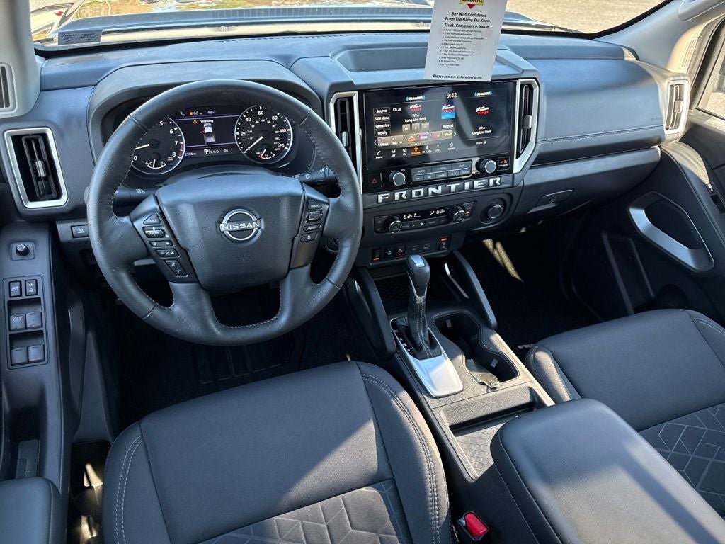 2025 Nissan Frontier SV