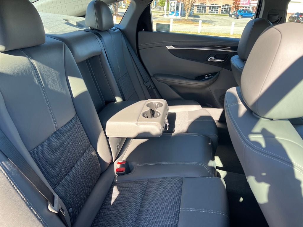 2018 Chevrolet Impala LS 1FL