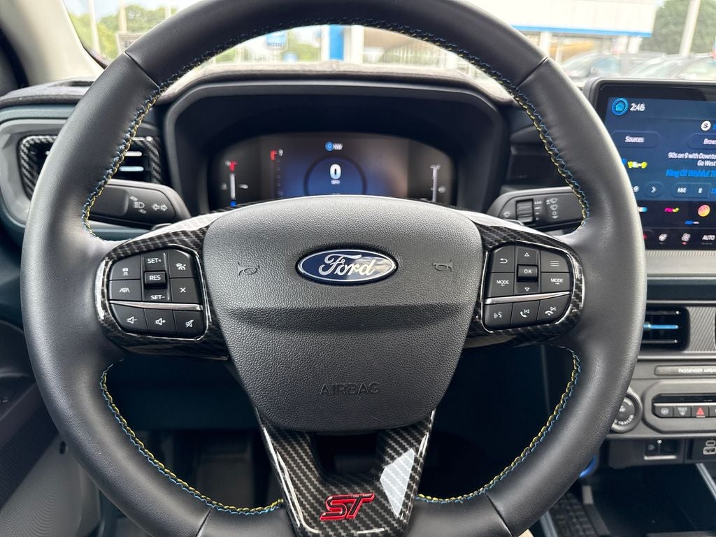 2025 Ford Maverick Lobo High