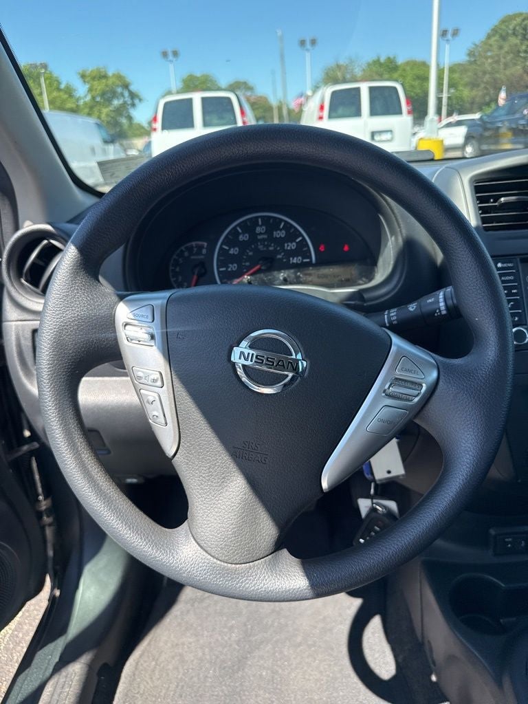 2019 Nissan Versa 1.6 S Plus