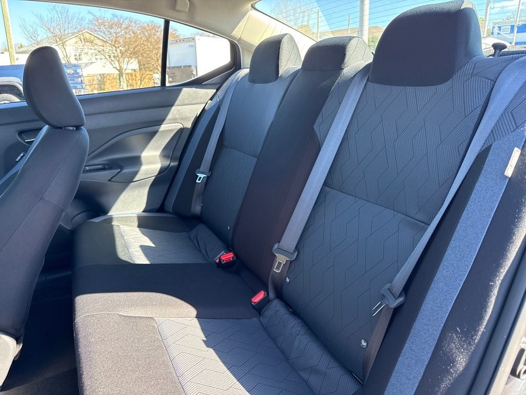 2025 Nissan Versa 1.6 SV