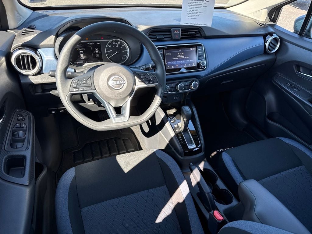 2025 Nissan Versa 1.6 SV