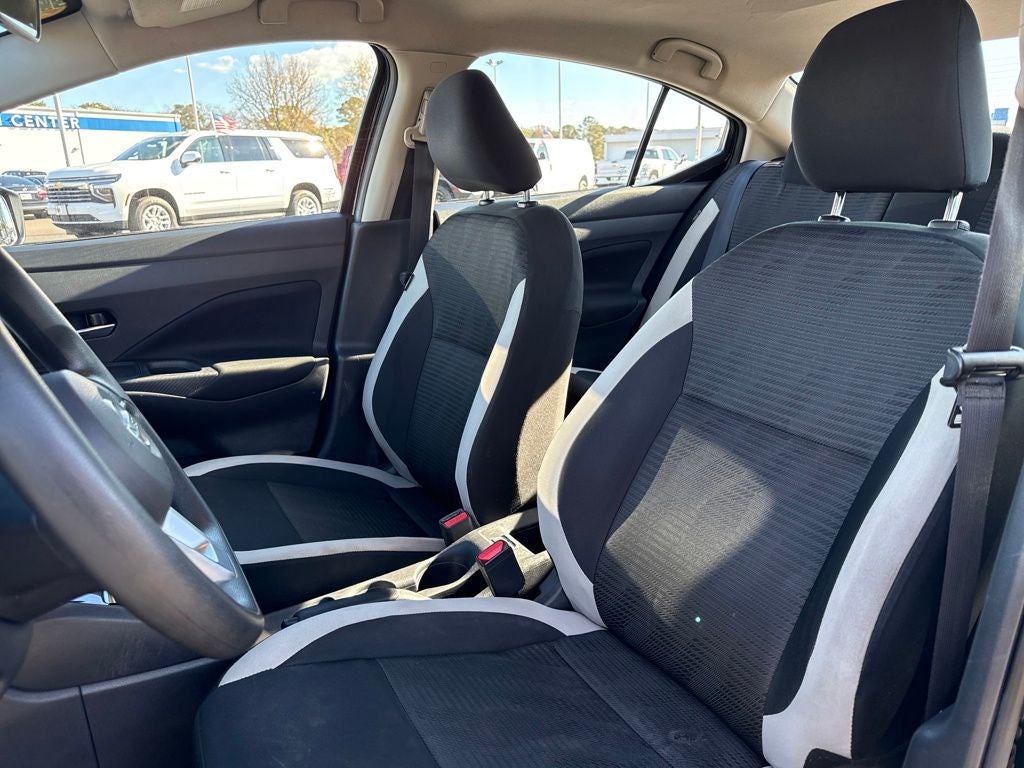 2021 Nissan Versa 1.6 SV