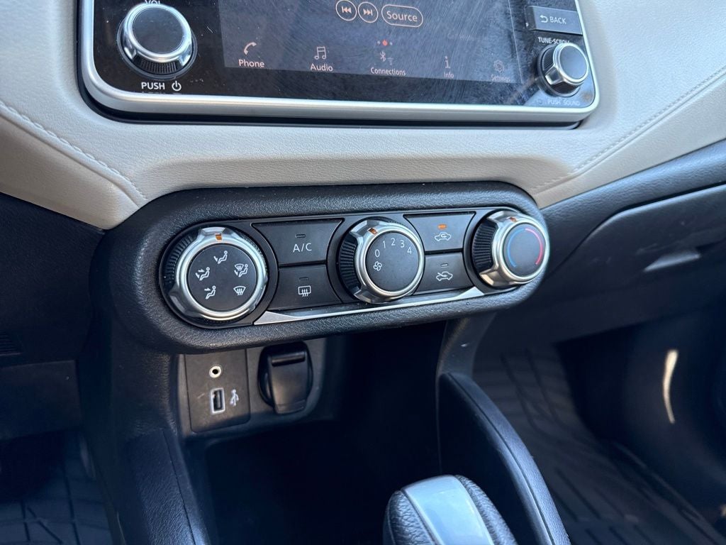 2021 Nissan Versa 1.6 SV