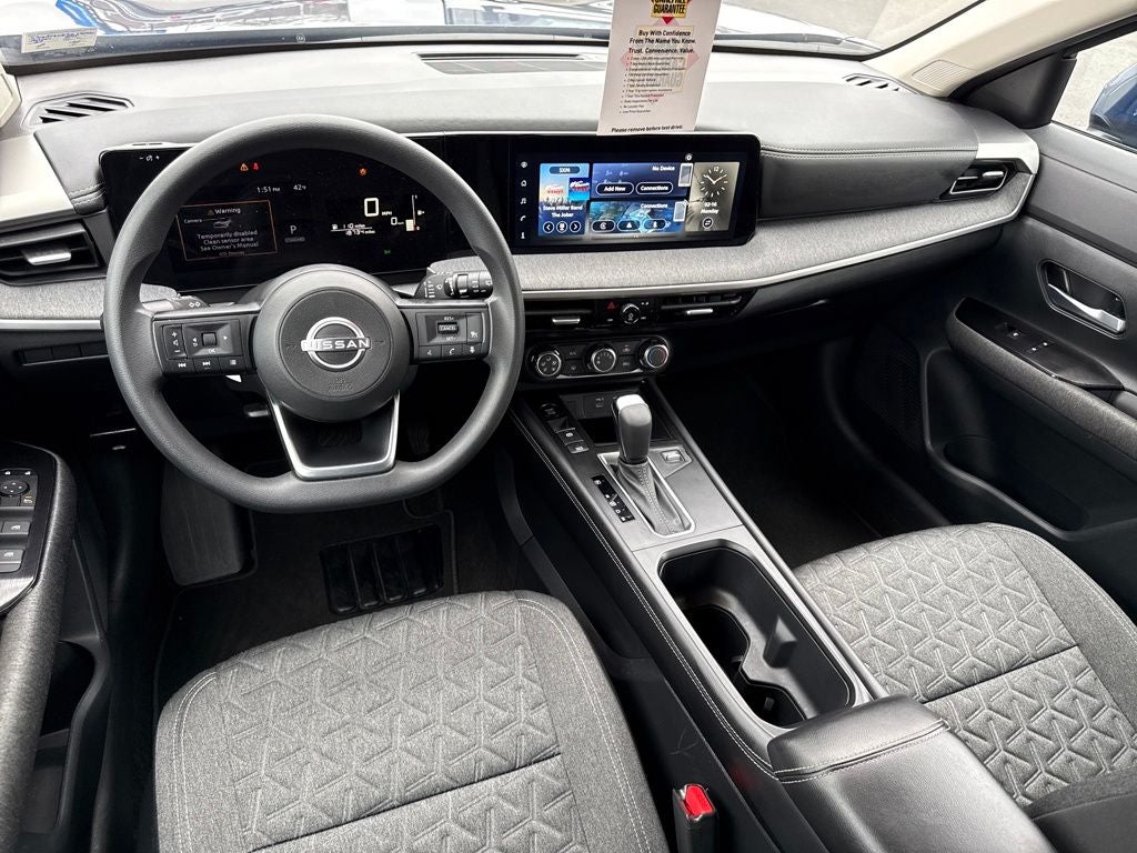 2025 Nissan Kicks SV