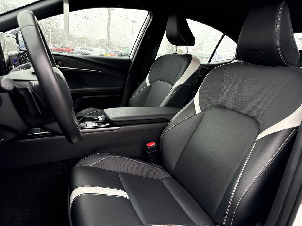 2025 Toyota Camry Base