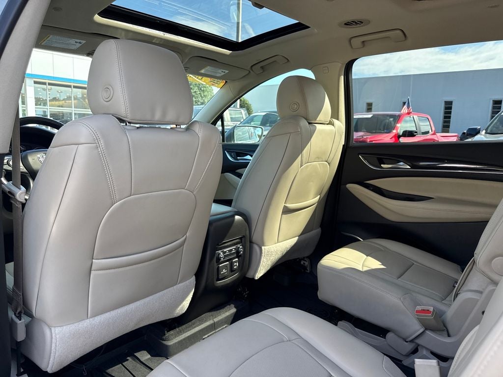 2020 Buick Enclave Essence