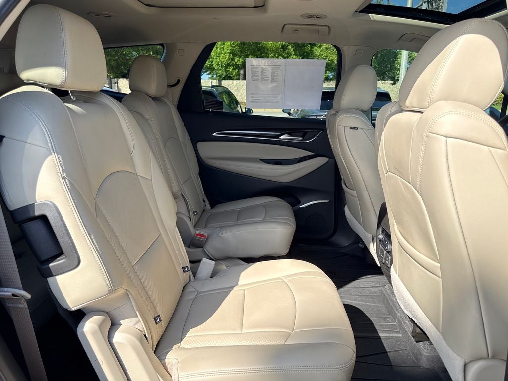 2020 Buick Enclave Essence