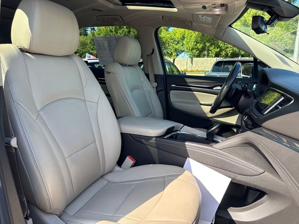 2020 Buick Enclave Essence