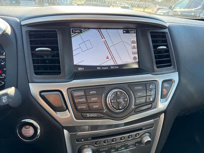 2019 Nissan Pathfinder SL