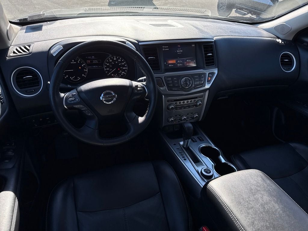 2019 Nissan Pathfinder SL