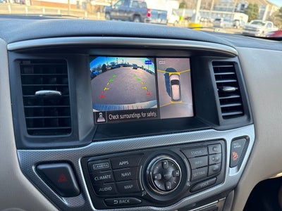 2017 Nissan Pathfinder SL