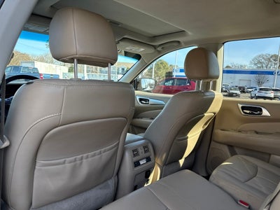 2017 Nissan Pathfinder SL