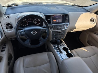 2017 Nissan Pathfinder SL