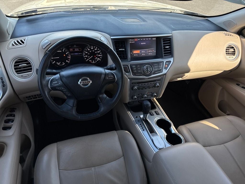 2017 Nissan Pathfinder SL