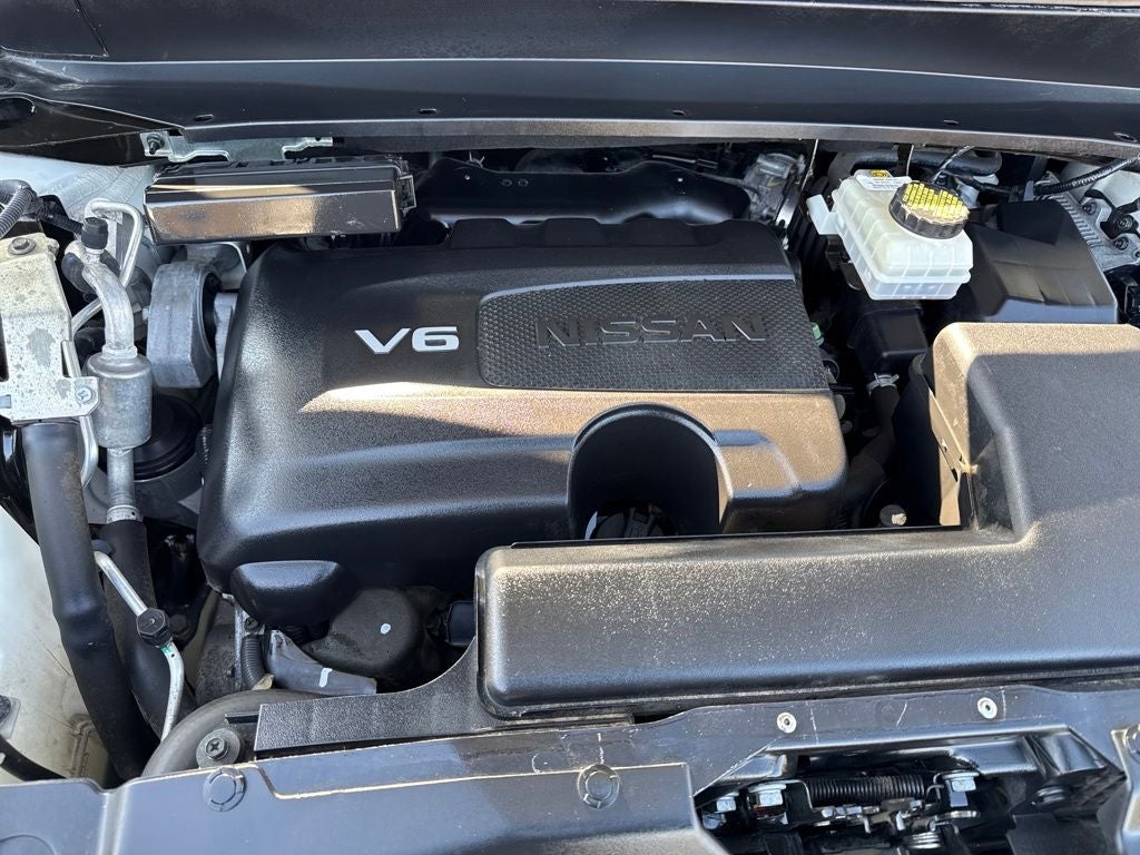 2017 Nissan Pathfinder SL