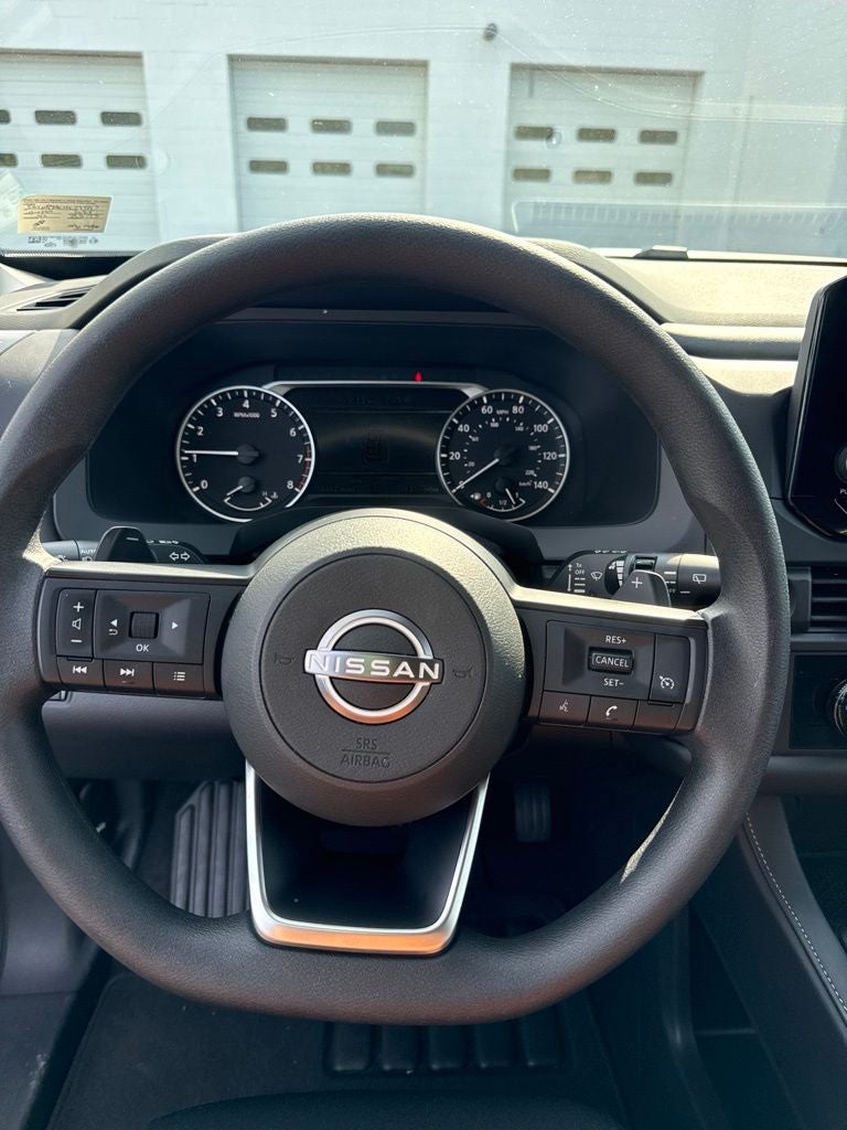 2025 Nissan Pathfinder S