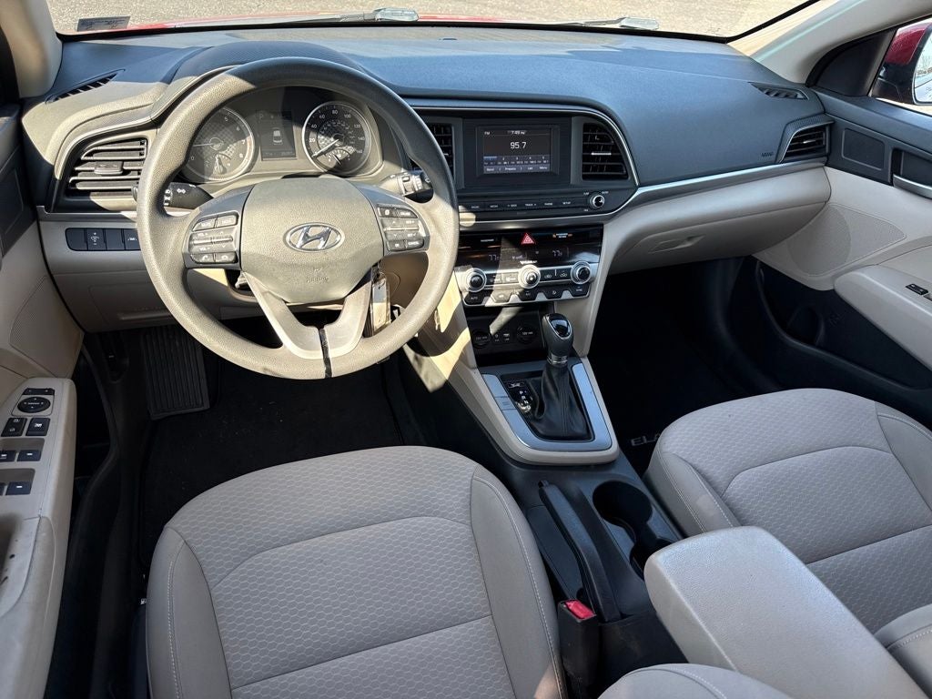2020 Hyundai Elantra SE