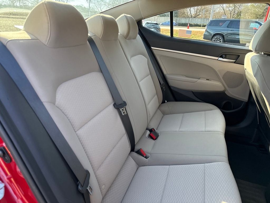 2020 Hyundai Elantra SE