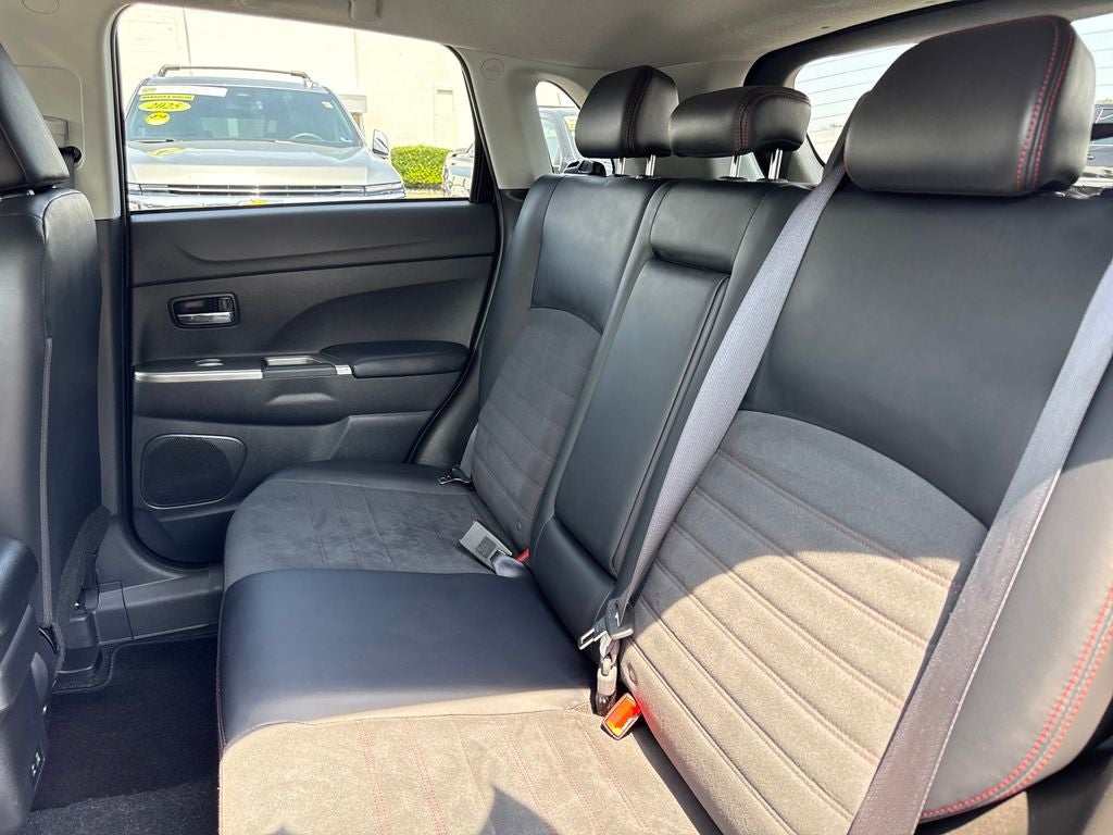 2025 Mitsubishi Outlander Sport 2.0 SE