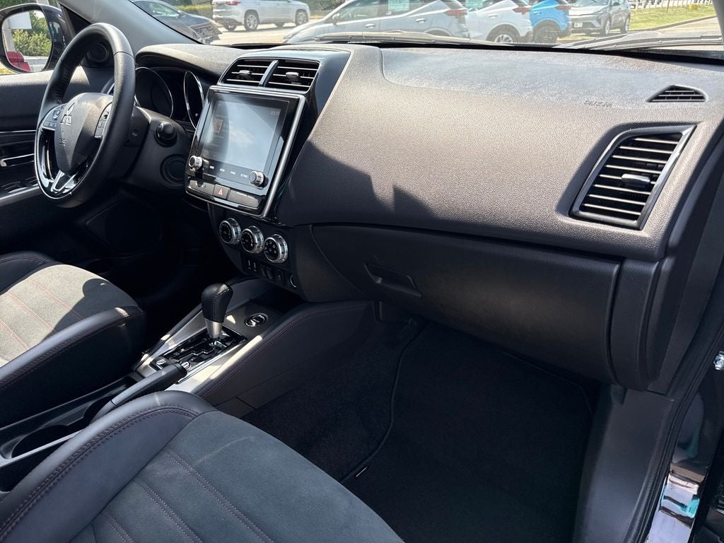 2025 Mitsubishi Outlander Sport 2.0 SE