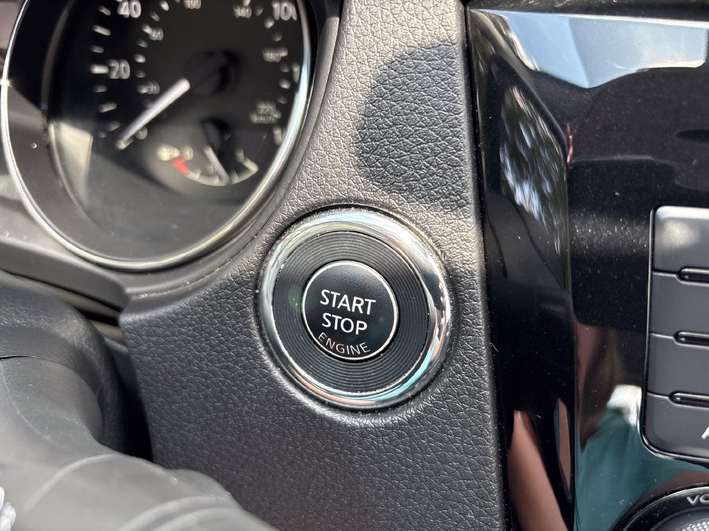 2020 Nissan Rogue Sport SV