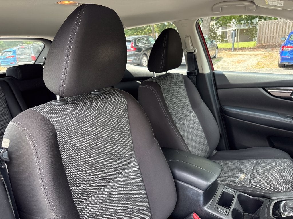 2020 Nissan Rogue Sport SV