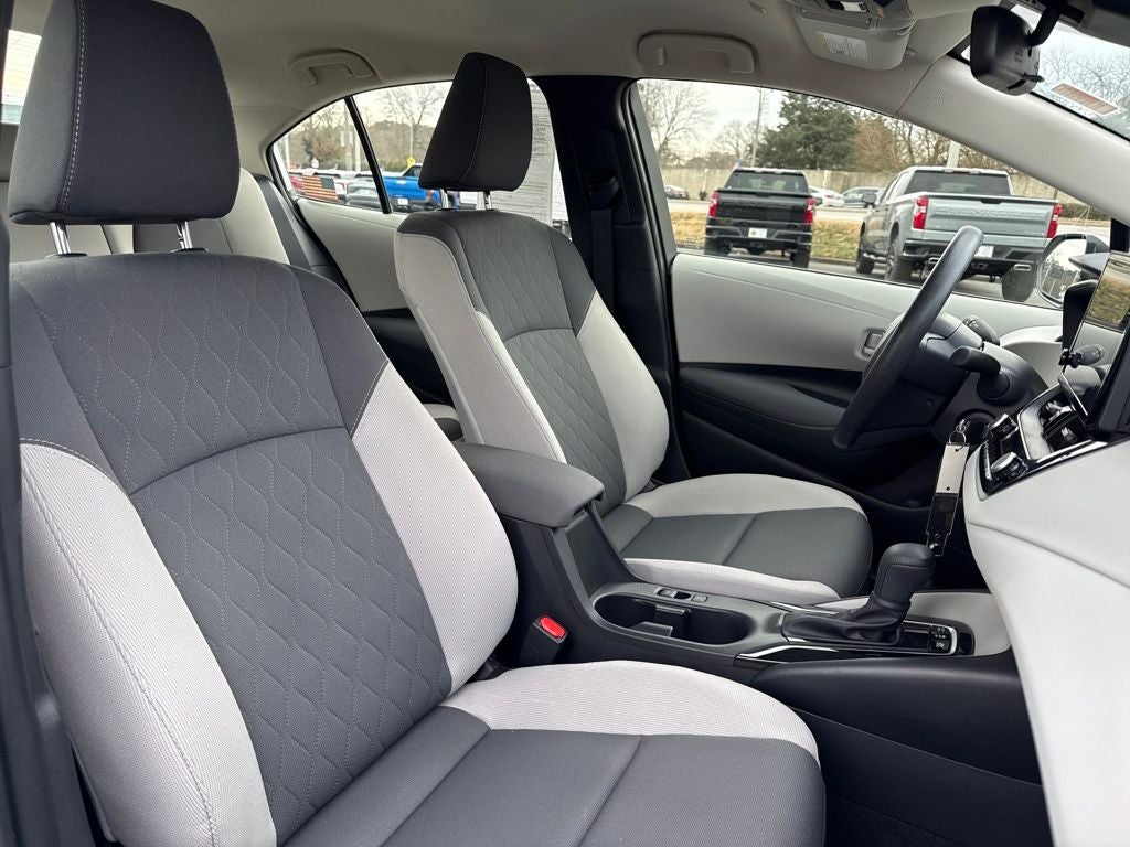 2025 Toyota Corolla Hybrid LE