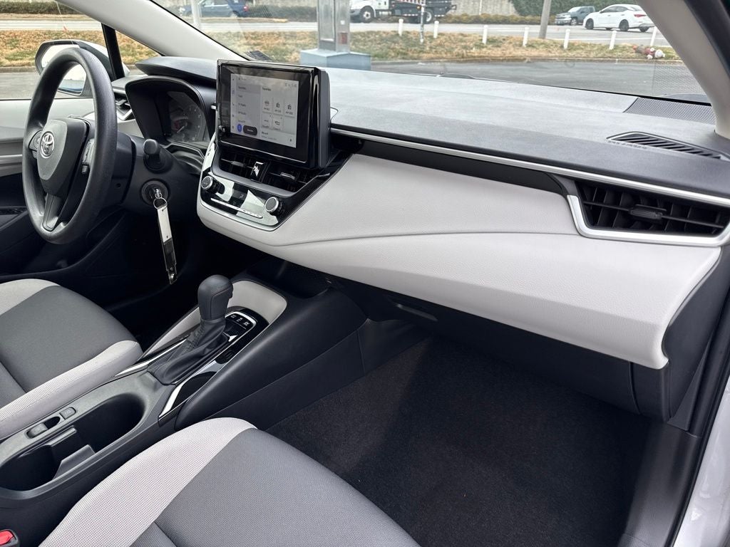 2025 Toyota Corolla Hybrid LE