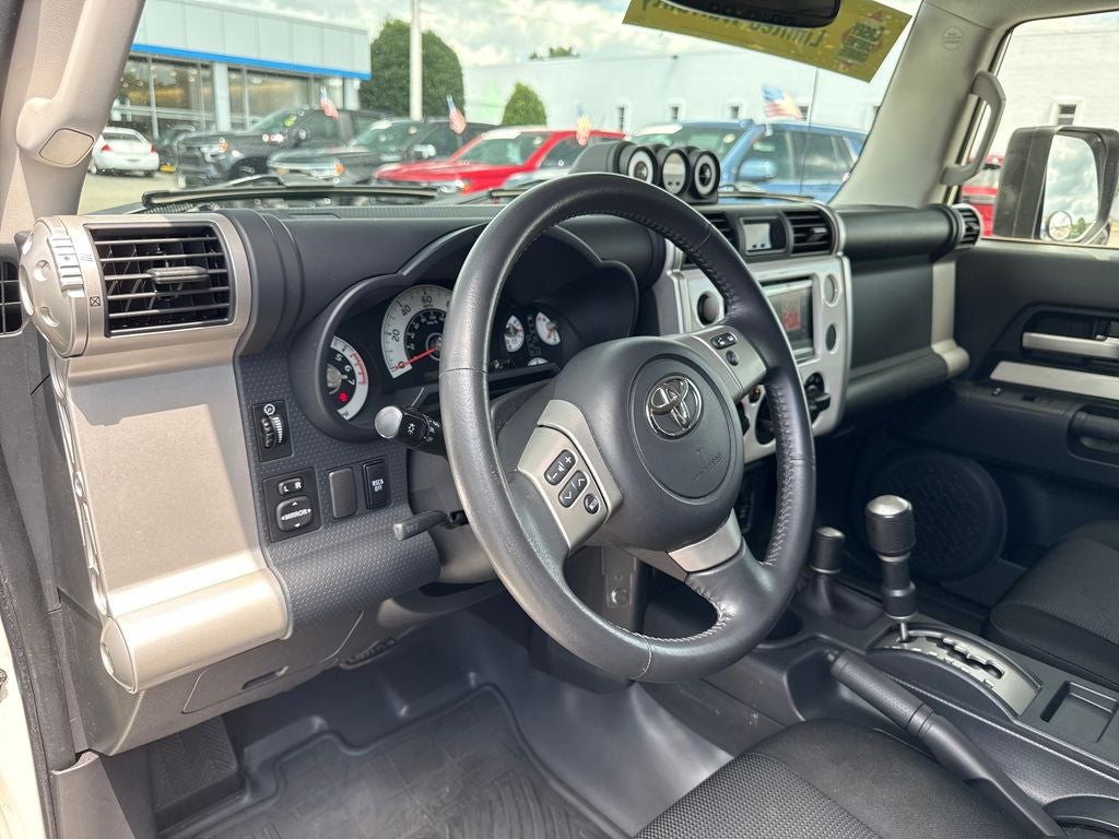 2014 Toyota FJ Cruiser Base