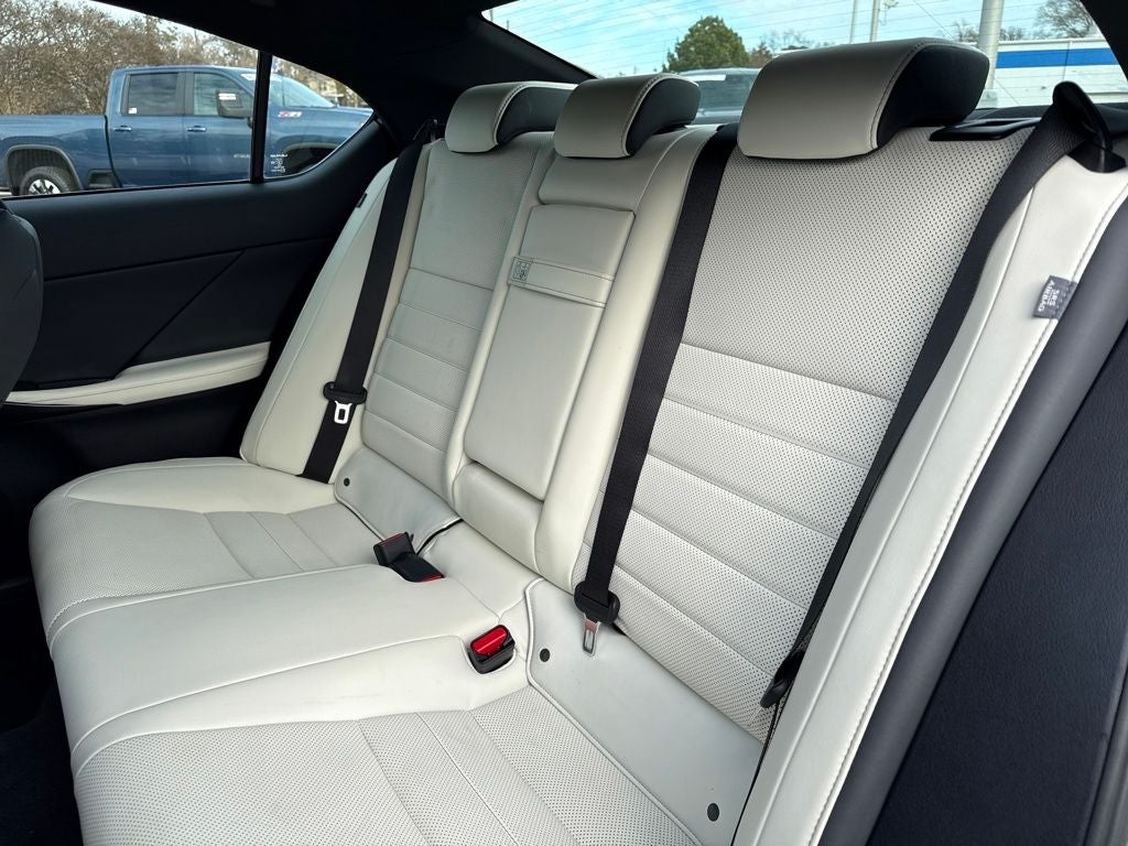 2023 Lexus IS 350 F SPORT