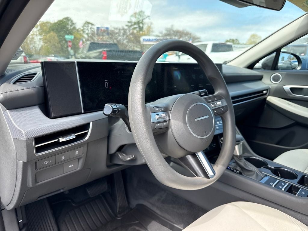 2025 Hyundai Sonata SE