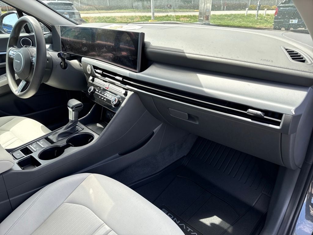2025 Hyundai Sonata SE