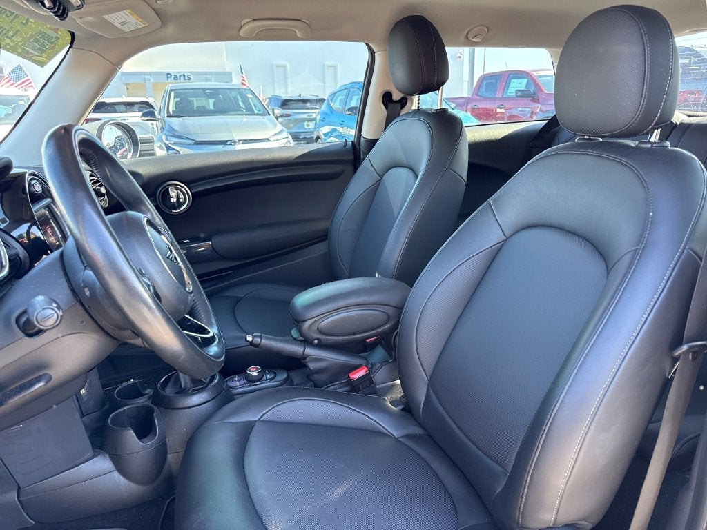 2021 MINI Cooper Classic
