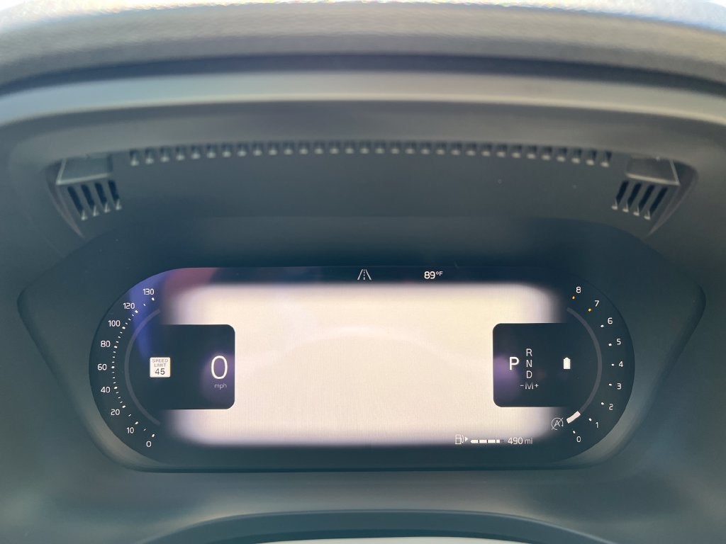 2022 Volvo XC60 B5 Momentum