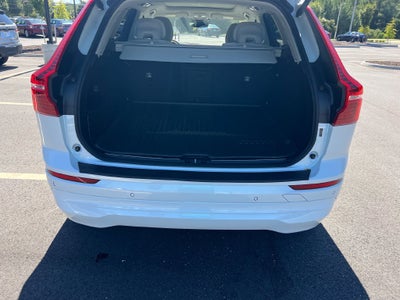 2022 Volvo XC60 B5 Momentum