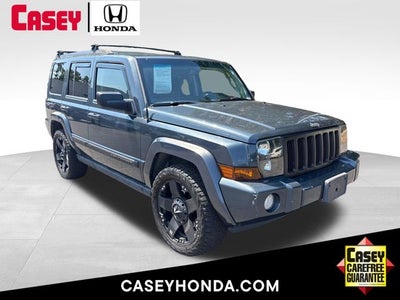 2008 Jeep Commander Sport