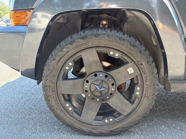 2008 Jeep Commander Sport