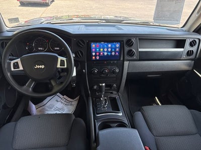 2008 Jeep Commander Sport