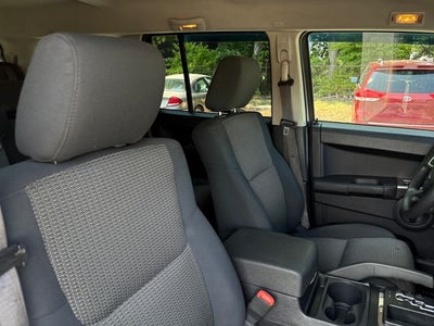 2008 Jeep Commander Sport
