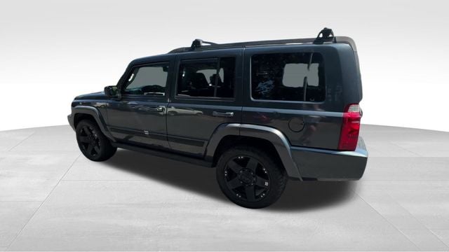 2008 Jeep Commander Sport