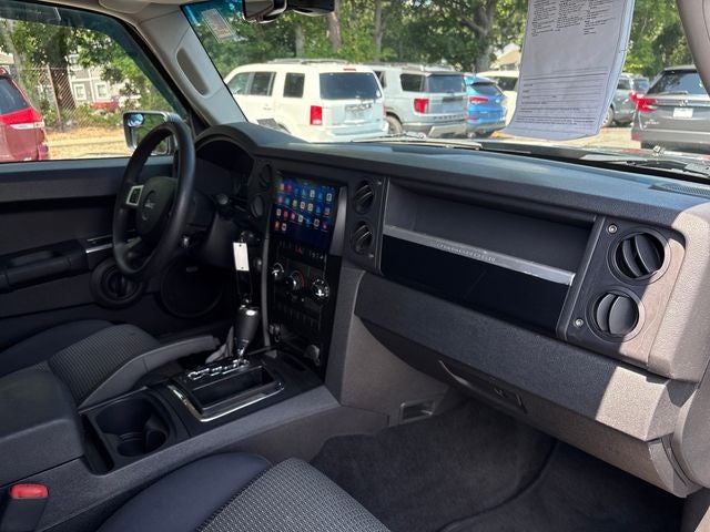 2008 Jeep Commander Sport